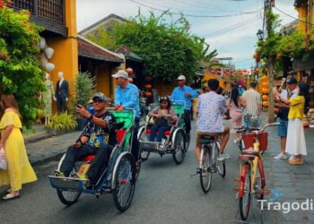 Best time to visit Hoi An Tragodi Best time to visit Hoi An