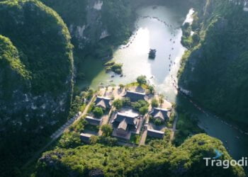 Discover Ninh Binh Vietnams Travel Natural Beauty Tragodi Discover Ninh Binh Vietnams Travel Natural Beauty