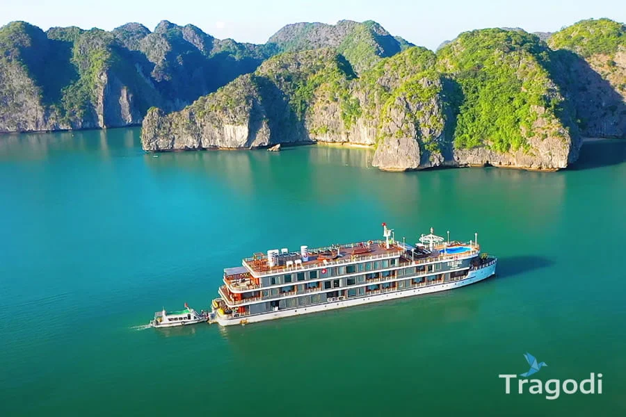 Ha Long Bay