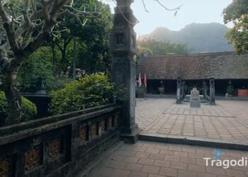 People history and culture of Ninh Binh Tragodi People history and culture of Ninh Binh
