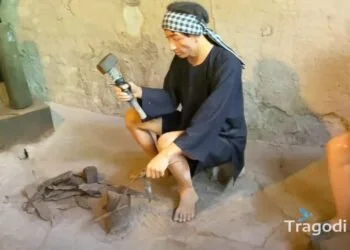 Cu Chi Tunnels