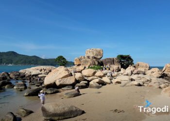 Husband and Wife Rocks