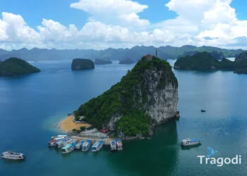 Ti Top Island