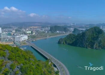 How To Get To Ha Long